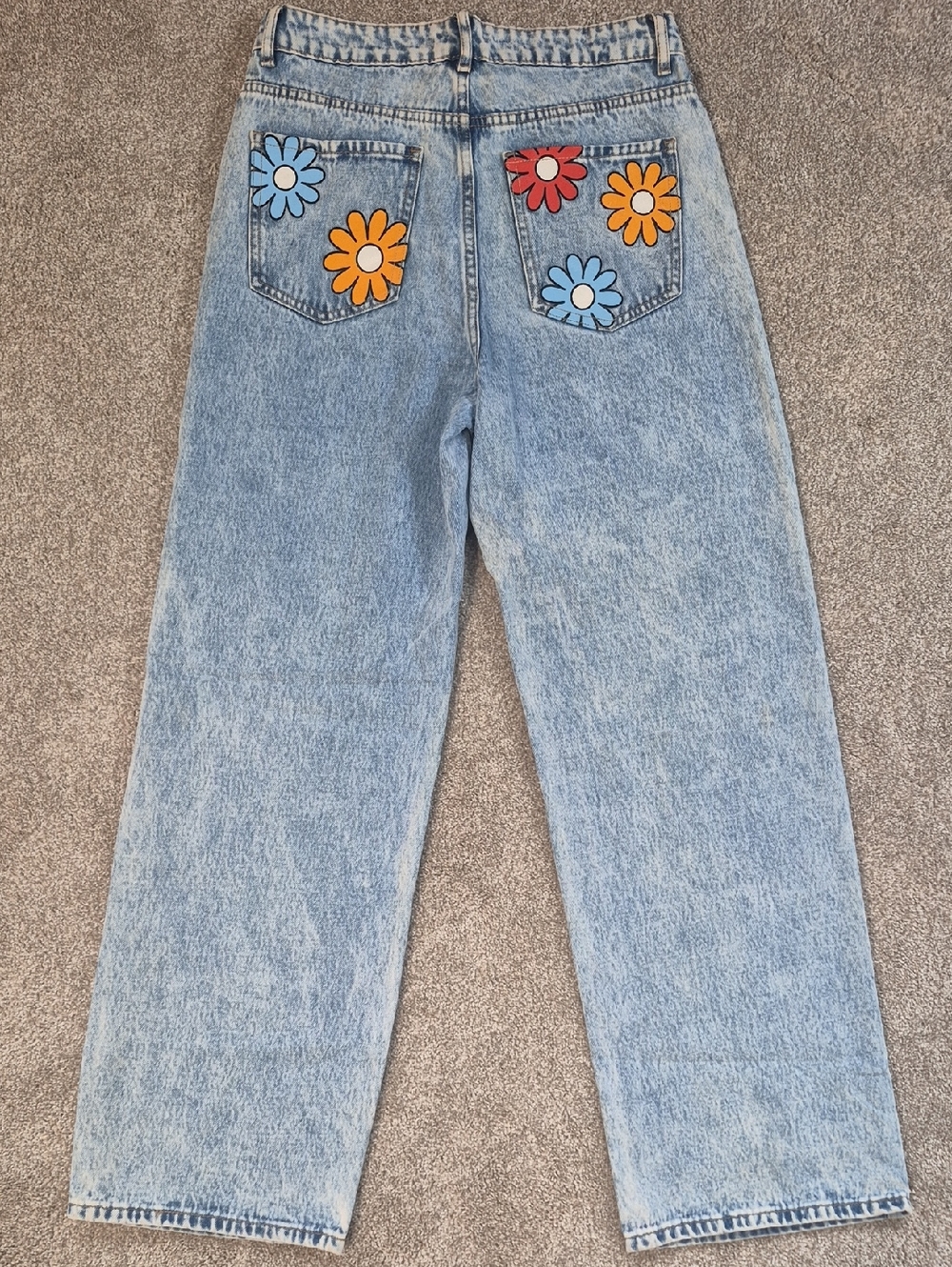 SHEIN Light Wash Denim Jeans with Colorful Daisy Patches